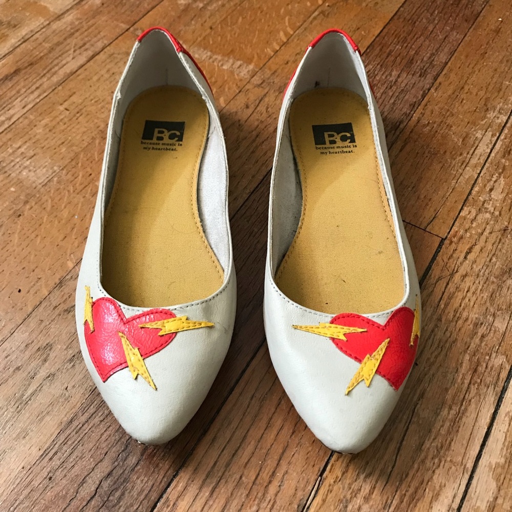 Electric heart flats